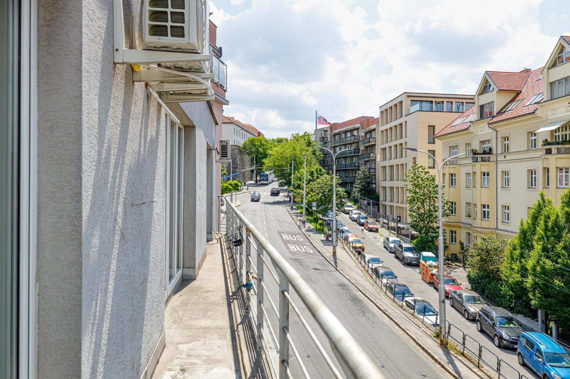 Matteo - Modern Appartment With Free Parking Bratislava Exterior foto